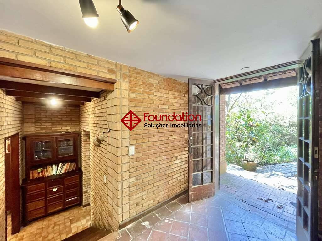 Casa de Condomínio à venda com 3 quartos, 450m² - Foto 15