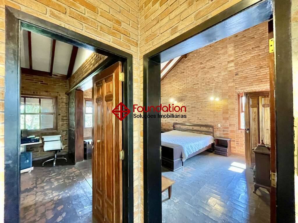 Casa de Condomínio à venda com 3 quartos, 450m² - Foto 16