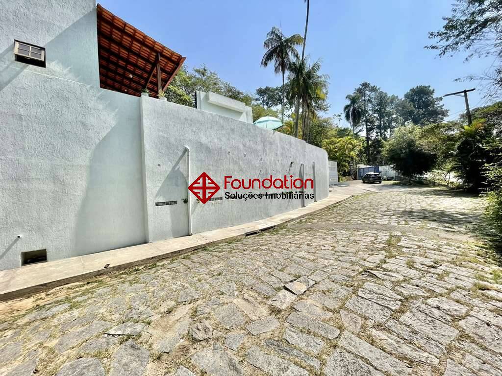 Casa de Condomínio à venda com 3 quartos, 280m² - Foto 4