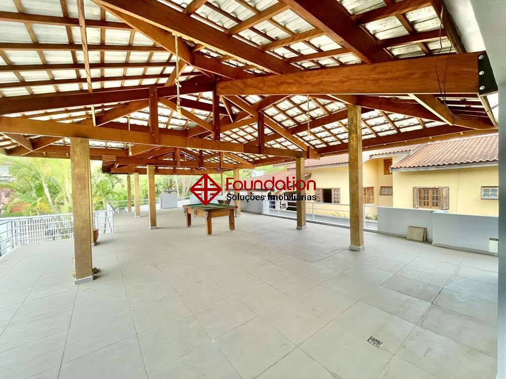 Casa de Condomínio à venda com 4 quartos, 400m² - Foto 45