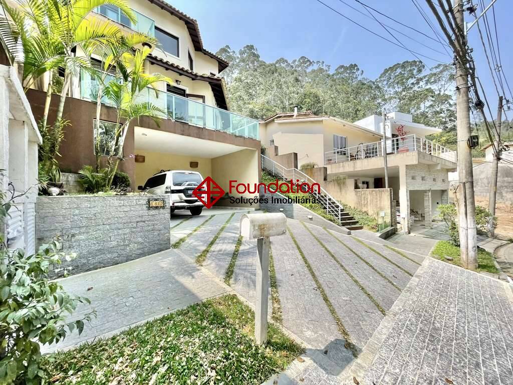 Casa de Condomínio à venda com 3 quartos, 323m² - Foto 6