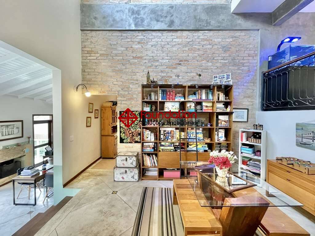 Casa de Condomínio à venda com 3 quartos, 323m² - Foto 18