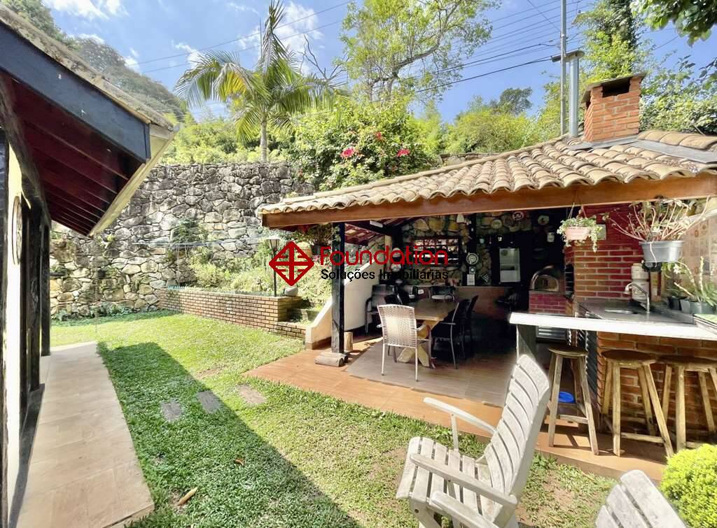 Casa de Condomínio à venda com 3 quartos, 183m² - Foto 19