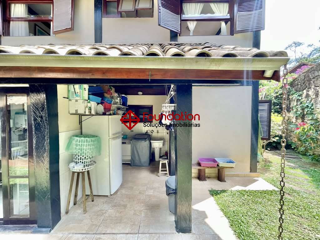 Casa de Condomínio à venda com 3 quartos, 183m² - Foto 46