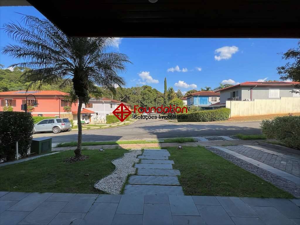 Casa de Condomínio à venda com 4 quartos, 360m² - Foto 4