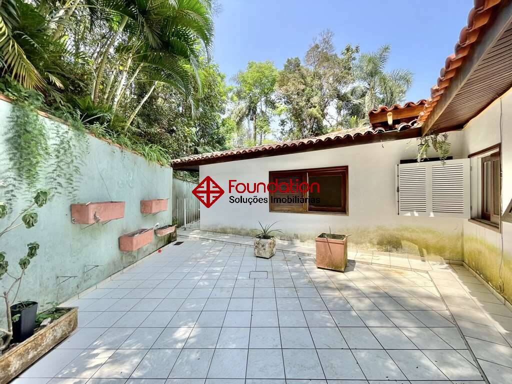 Casa de Condomínio à venda com 6 quartos, 641m² - Foto 56