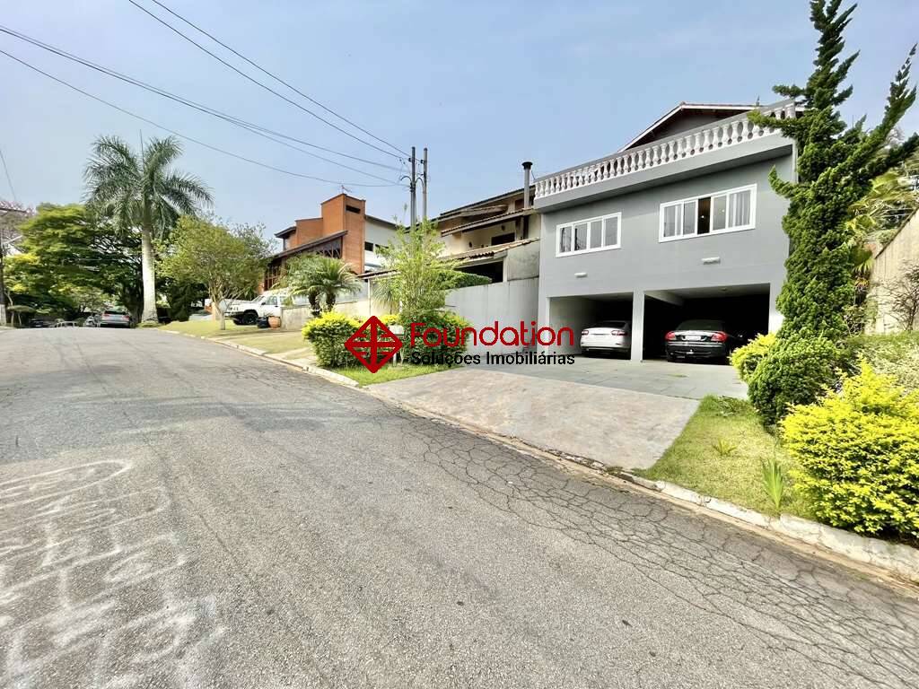 Casa de Condomínio à venda com 4 quartos, 350m² - Foto 4