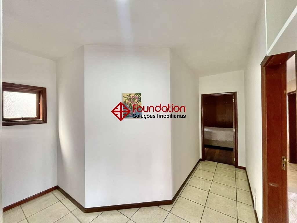 Casa de Condomínio à venda com 4 quartos, 350m² - Foto 15