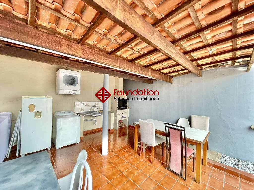 Casa de Condomínio à venda com 4 quartos, 350m² - Foto 44