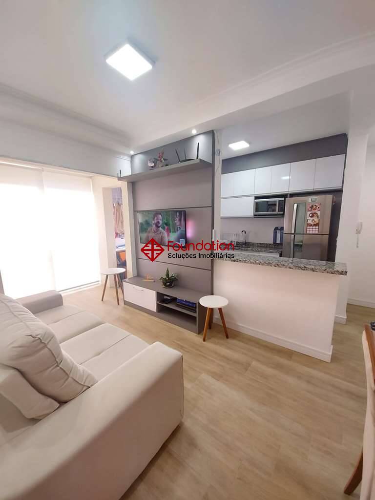 Apartamento à venda com 2 quartos, 53m² - Foto 4