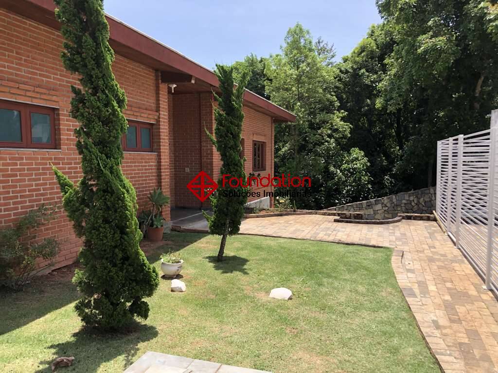 Casa de Condomínio à venda com 4 quartos, 468m² - Foto 2