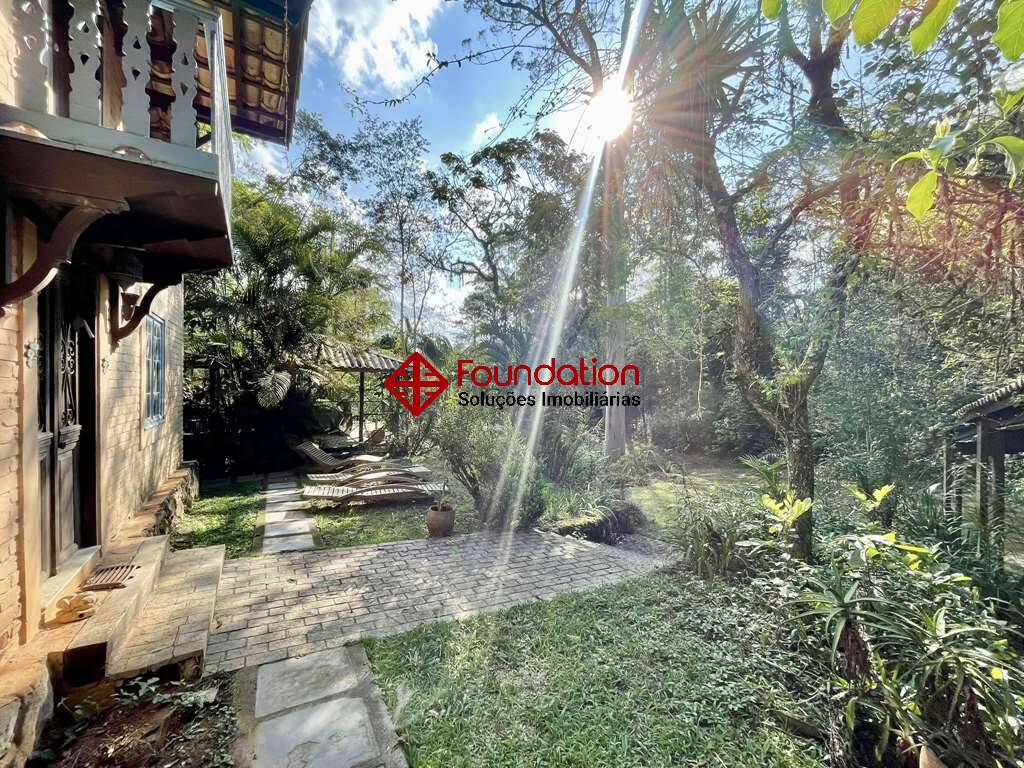 Casa de Condomínio à venda e aluguel com 3 quartos, 440m² - Foto 14