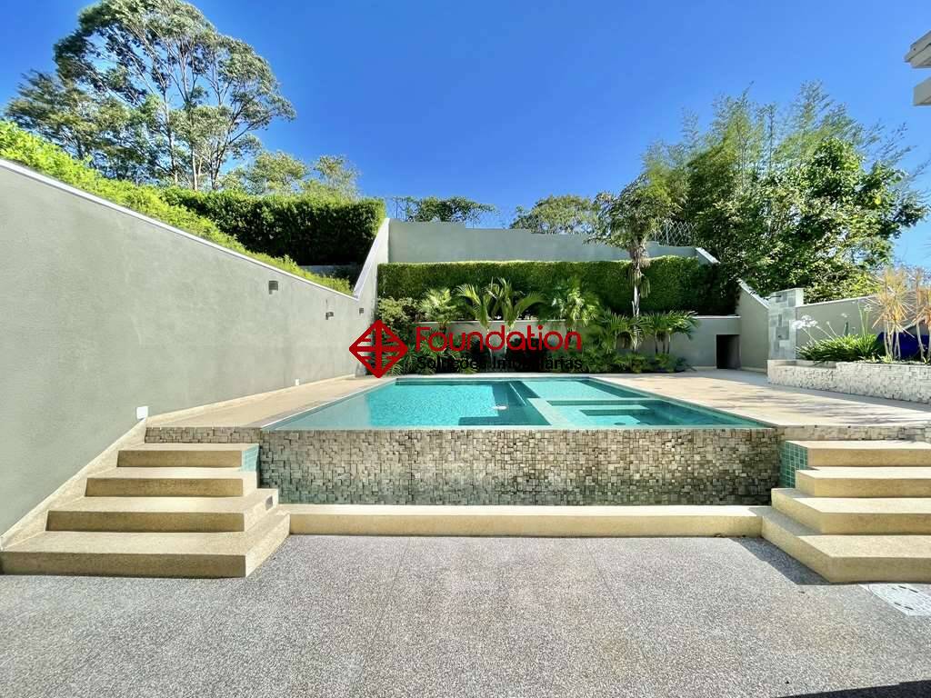 Casa de Condomínio à venda com 3 quartos, 335m² - Foto 2