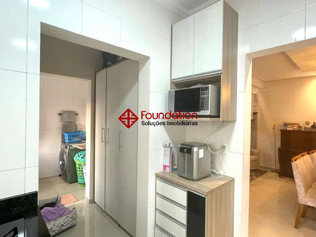 Casa de Condomínio à venda com 3 quartos, 335m² - Foto 33