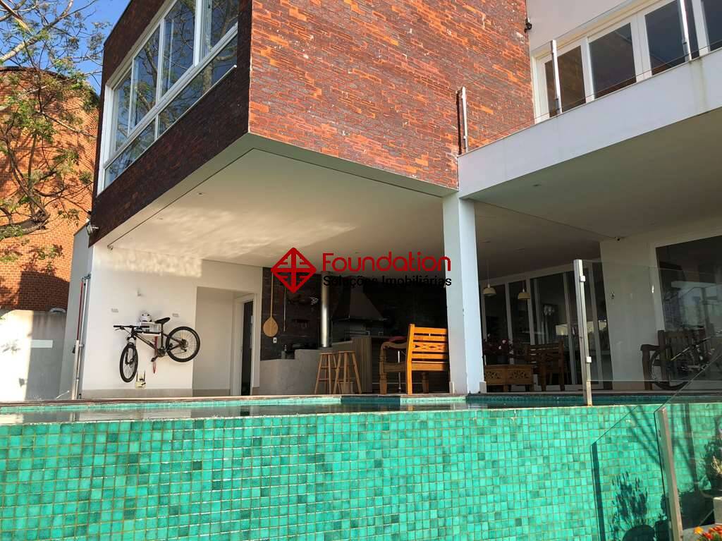 Casa para alugar com 4 quartos, 550m² - Foto 45