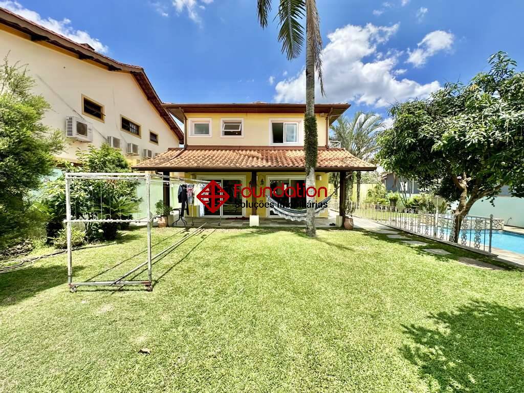 Casa de Condomínio à venda com 4 quartos, 753m² - Foto 43