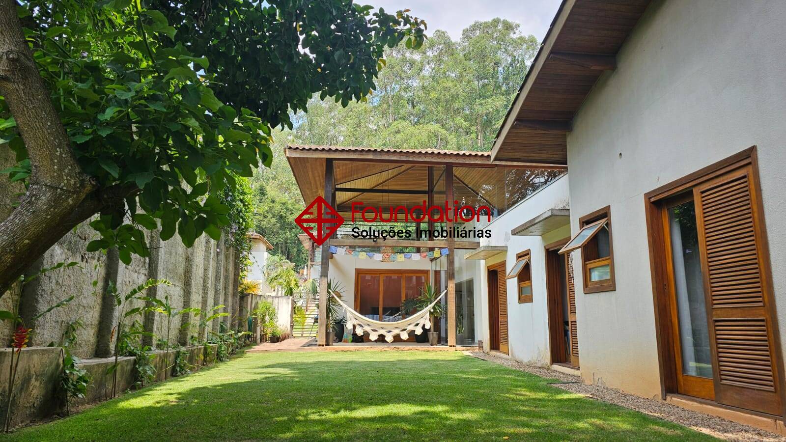 Casa de Condomínio à venda com 3 quartos, 156m² - Foto 23