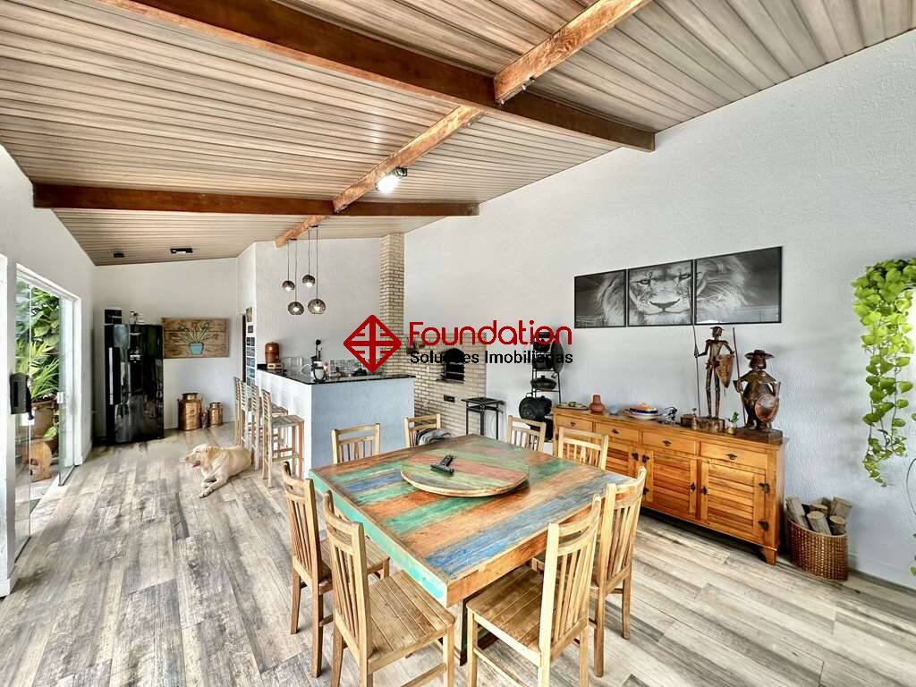 Casa de Condomínio à venda com 3 quartos, 224m² - Foto 23