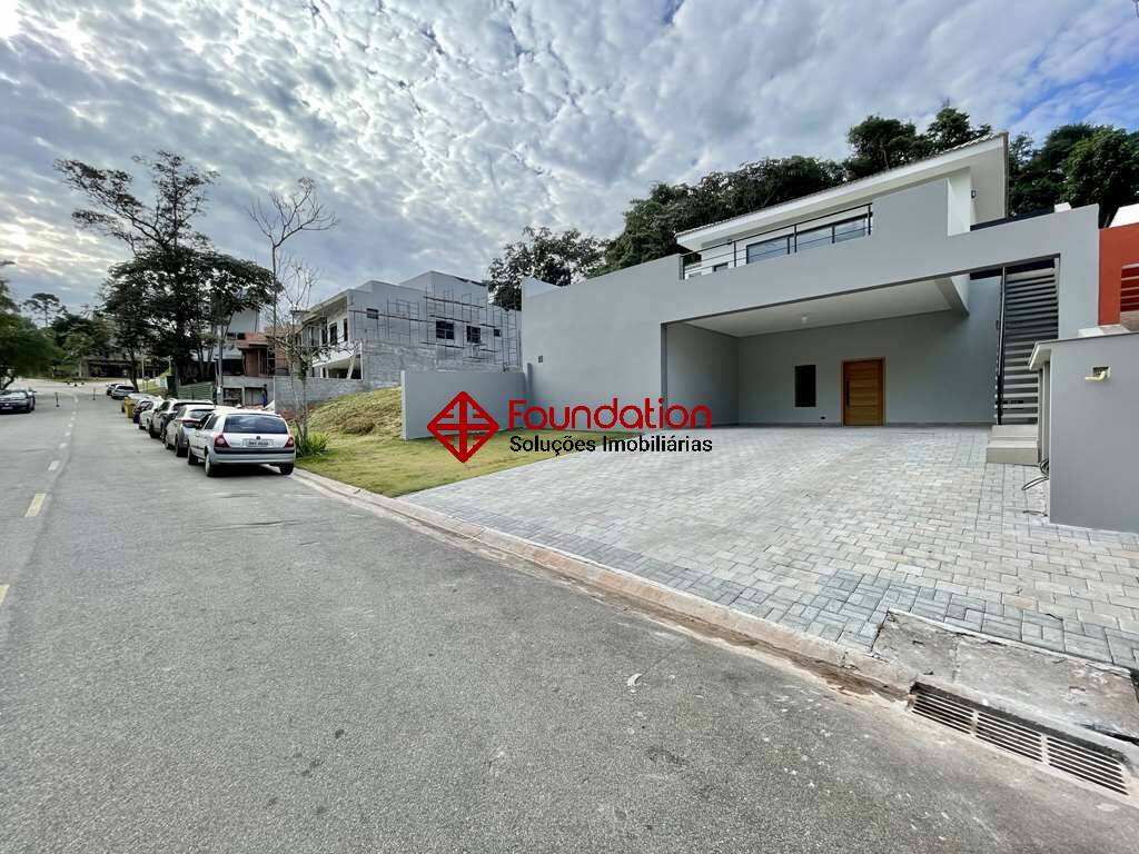 Casa de Condomínio à venda com 3 quartos, 321m² - Foto 3