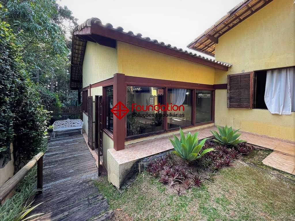 Casa de Condomínio à venda com 4 quartos, 220m² - Foto 16