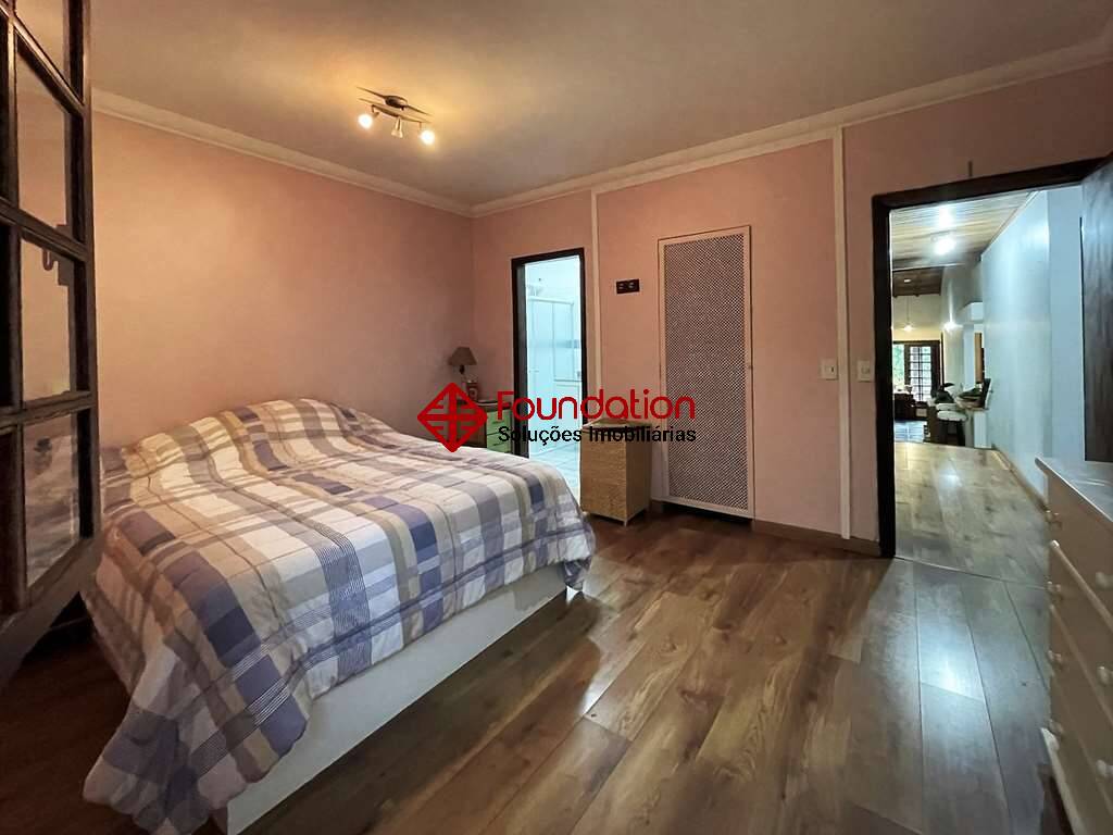 Casa de Condomínio à venda com 4 quartos, 220m² - Foto 30