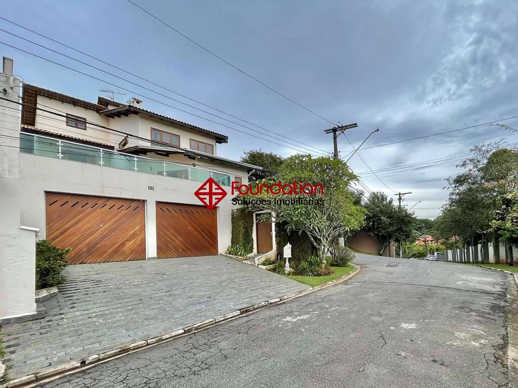 Casa de Condomínio à venda com 4 quartos, 356m² - Foto 2