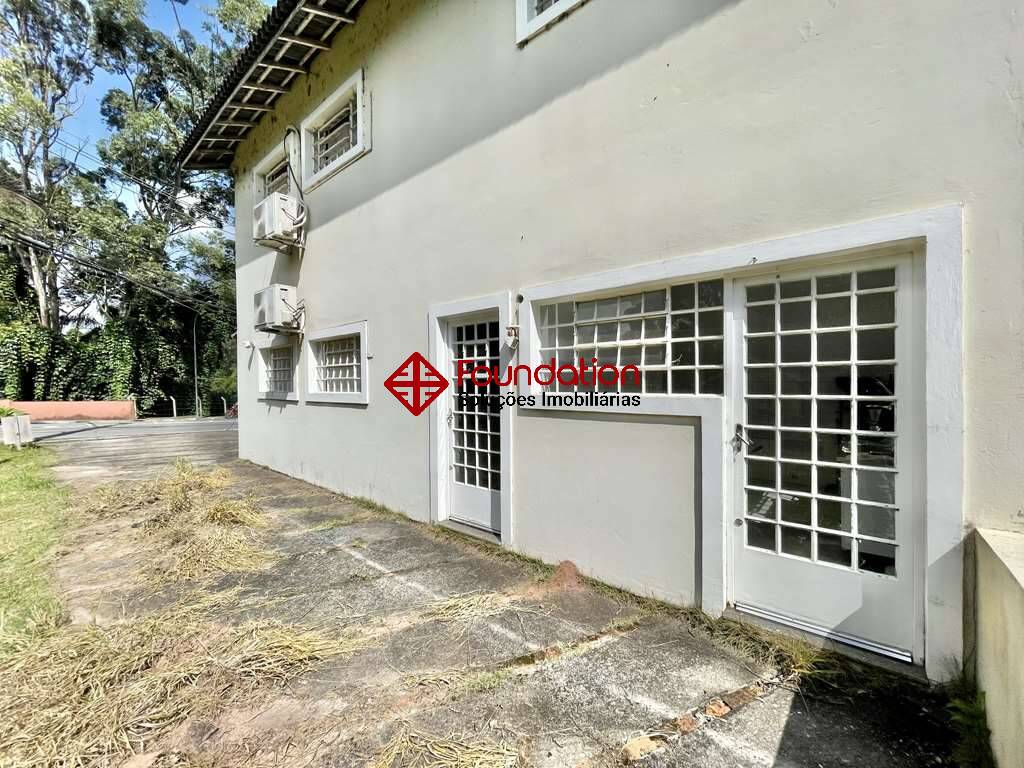 Casa à venda com 4 quartos, 228m² - Foto 10