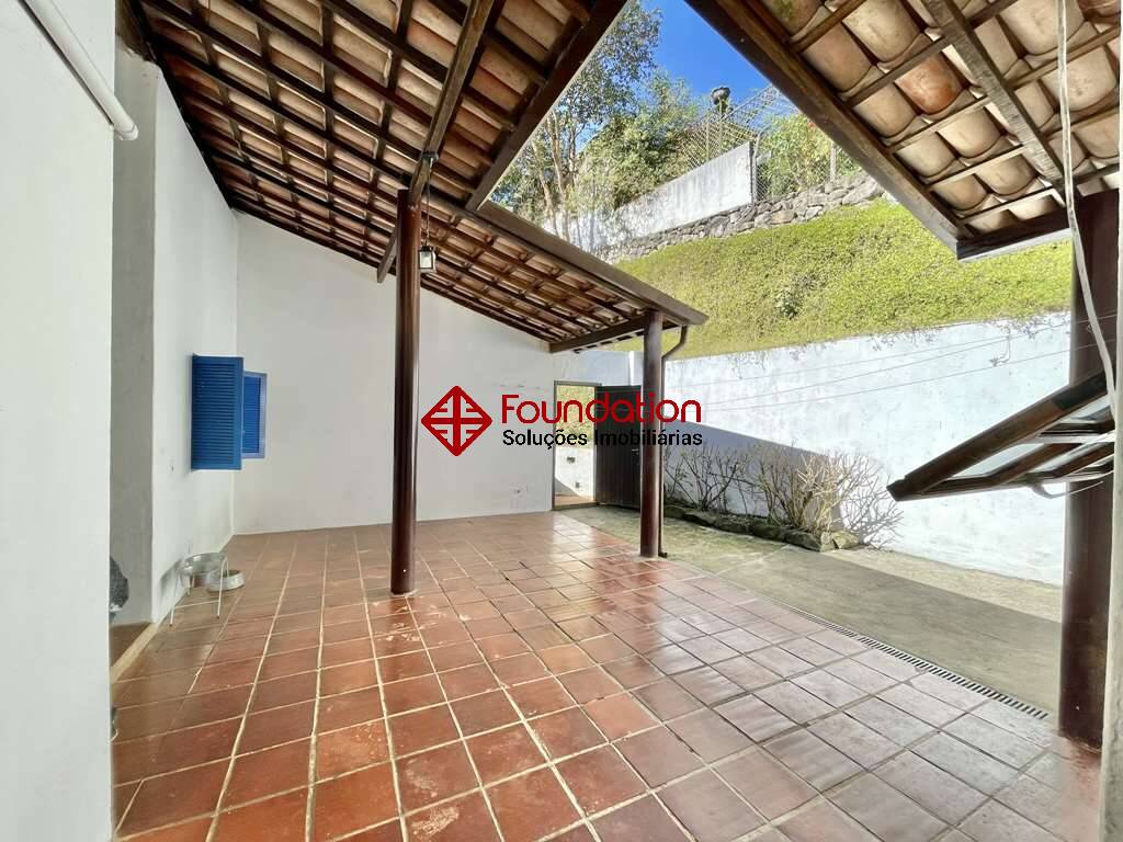 Casa de Condomínio à venda com 4 quartos, 478m² - Foto 27